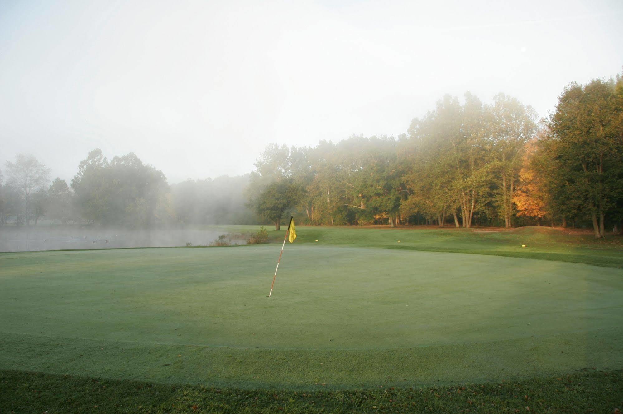 Heritage Hotel, Golf, Spa & Conference Center, BW Premier Collection Southbury Exterior foto